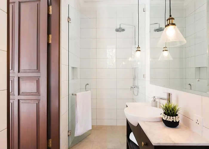 Toru - Stylish Luxury In Legian, Tranquil Location, Walk To Villa